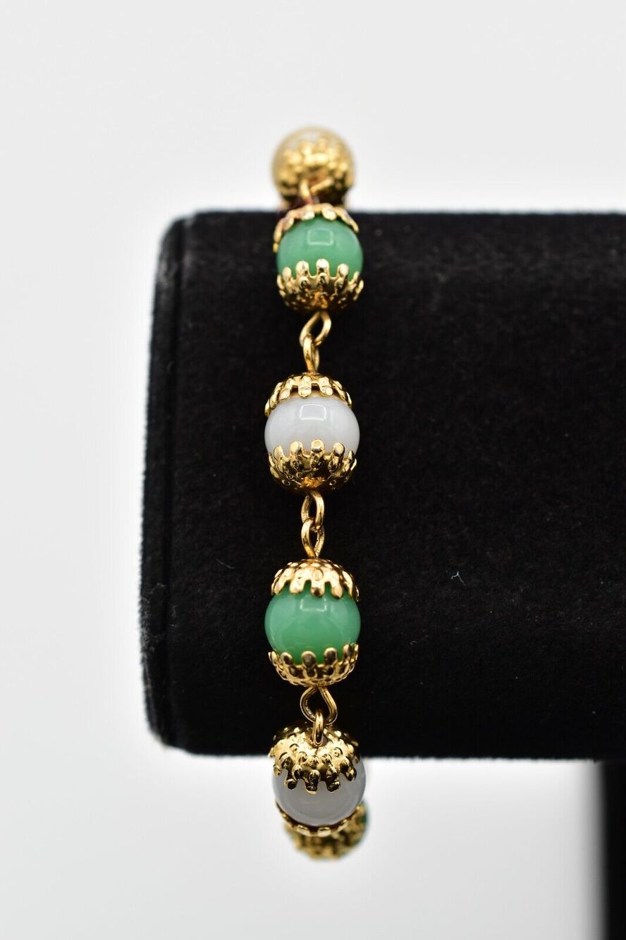 Celebrity Vintage Beaded Bracelet Green Cabochon Pearl Chain Signed 1970s BinO
